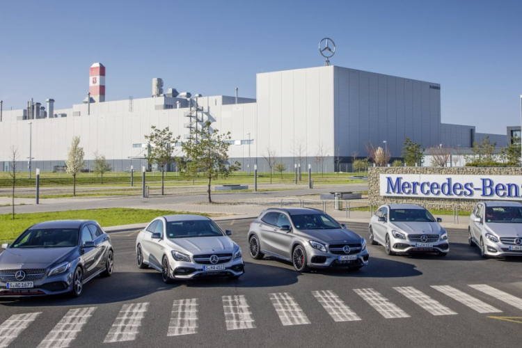 A Mercedes Magyarországra hozza az A-osztály gyártását is az idei évtől