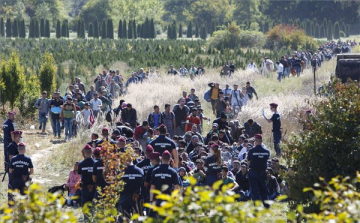 Mérsékelten csökkent a migránsok száma a nyugat-balkáni országok szigorítása után