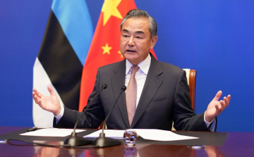 Kínai külügyminiszter: egy szuverén állam vezetőjének nyílt meggyilkolása elfogadhatatlan